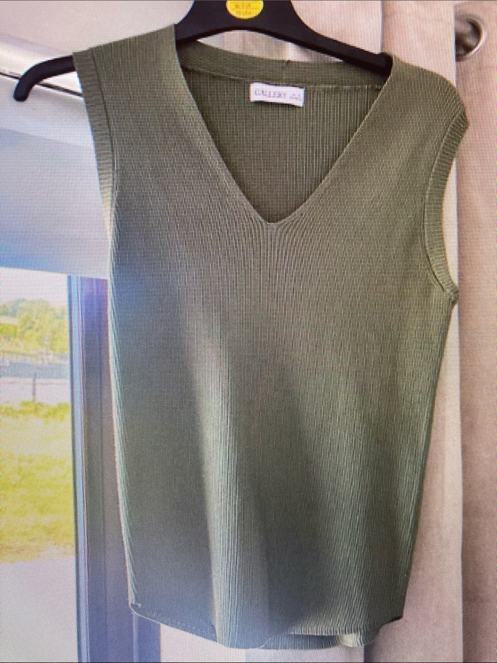 Gallery Olive Ribbed V-Neck Sleeveless Knit Tank